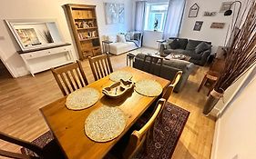Bermondsey Apartment